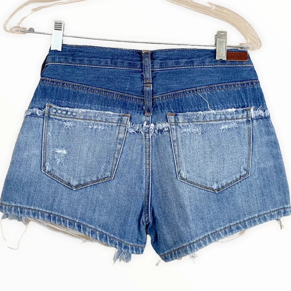 Blank NYC The Essex Classic Cut Off Mean Street Denim Distressed Shorts Size‎ 25